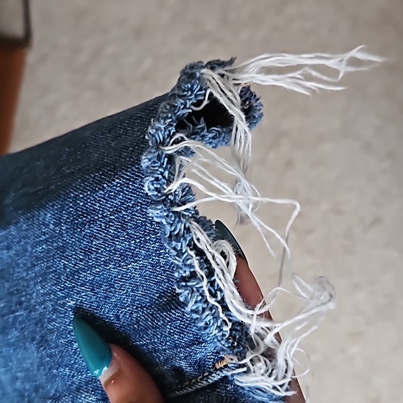 🔴 Women's old navy ripped high rise straight pants size 4 - Picture 5 of 7